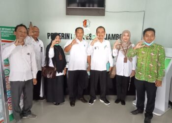 KEPALA BPS DATANGI DESA PEJAMBON SUMBERREJO